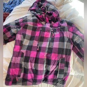 Women’s size large Mountain Hardwear snowboarding jacket
